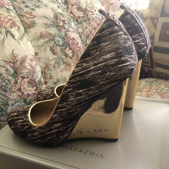 BCBGMAXAZRIA MA-VALLETTA Shoes - Picture 3 of 4